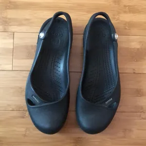 Croc’s Olivia Black Slingback Flats Women’s Size 9 thumbnail 2