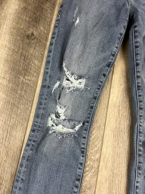 Good American Distressed Jeans thumbnail 4