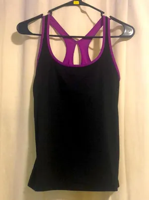 🎉 4 for $20 New Balance Tank with build in bra, size medium thumbnail 1