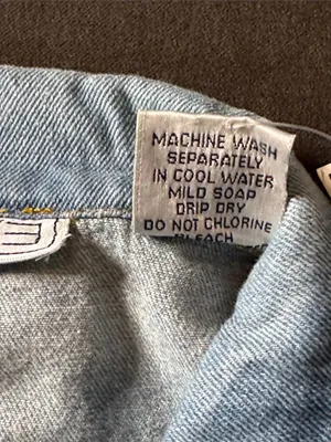 Women’s Vintage Sleeveless Light Wash Denim Vest with Frayed Edges Size M NOS thumbnail 9