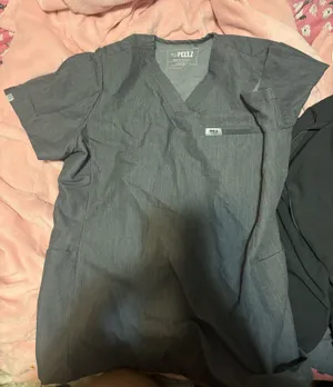 Peelz scrub top Gray thumbnail 1