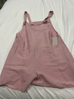 Pink romper  thumbnail 1