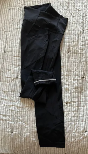 Lululemon Reflective Leggings thumbnail 2