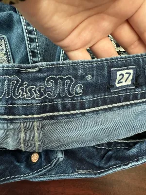 Miss Me Standard Boot Cut Jeans With Embellished Pockets Size 27 thumbnail 6