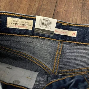 Levi’s Ribcage Shorts thumbnail 7