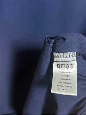 Figs navy technical collection scrub top size small thumbnail 7