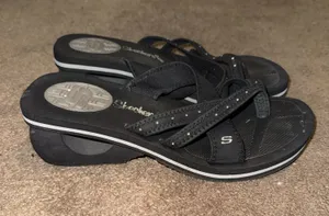 Skechers Sandals 8 Beverlee Wedge thumbnail 1
