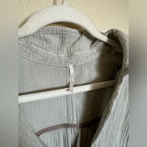 Free People all about the feels button down‎ top tunic shirt sz large in grey thumbnail 3
