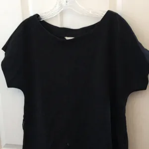 FINAL MARKDOWN LADIES h & m top medium thumbnail 1
