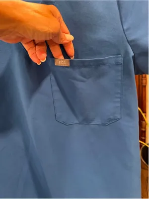 FIGS Technical Collection Blue V-Neck Scrub Top Women's XS Slim Fit Soft Stretch thumbnail 3