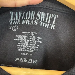 Taylor Swift Eras Tour T-Shirt Size Small 2023 - 2024 Eras Tour Merch Black thumbnail 5