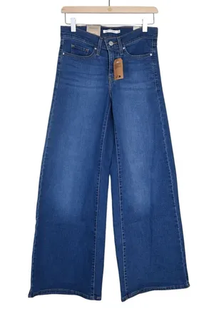 Levi's Women's 318 Shaping Wide Leg Jean NEW 25X30 thumbnail 1