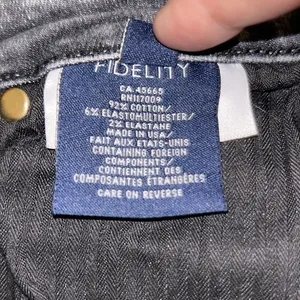 Fidelity Denim Juniper Crop Flare Stretch Jeans in Surfire Gray Raw Hem Size‎ 29 thumbnail 9