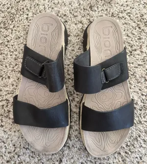 Bionic Sandal Slip Resistant Leather Upper And‎ Lining Sandal Size 9.5 Gorpcore Black thumbnail 1