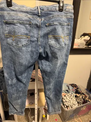 Denizen from Levi's Light Faded Blue Distressed Boyfriend Jeans thumbnail 5