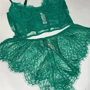 VS Lingerie Set (M)! thumbnail 1