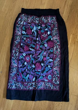 The New Line Apparel Industries Skirt Size S thumbnail 1