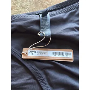 Skims Swim Mid Coverage Bottom Onyx Size XL thumbnail 8
