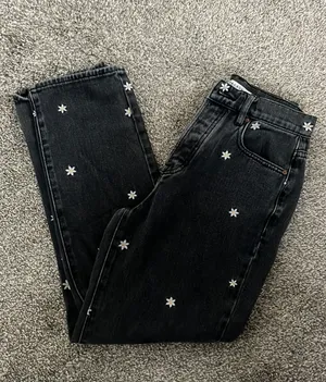 high rise straight flowered black jeans thumbnail 1