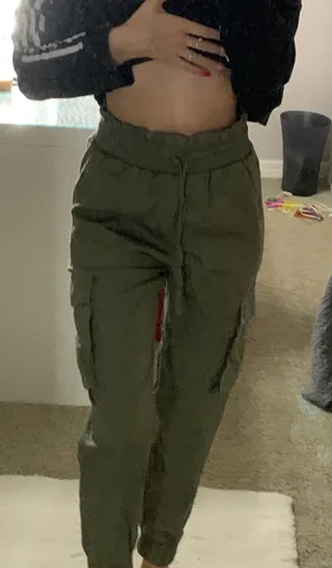 Abercrombie & Fitch  thumbnail 1