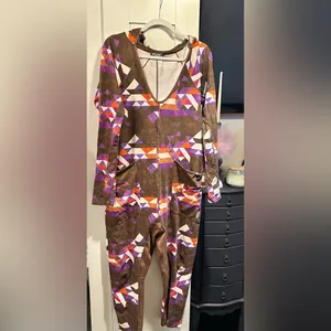 NWOT Free People Movement Hot Shot Long Sleeve Printed Onesie - Delta Geo Combo thumbnail 9