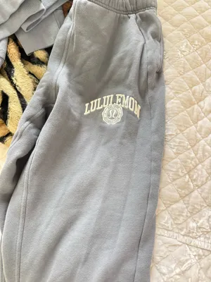 Lululemon sweatpants thumbnail 2
