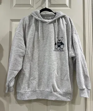 Stradivarius “Bears are my favorite people” hoodie size 8 thumbnail 1