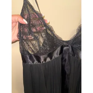 Victoria's Secret Black Lace Pleated Babydoll Chemise Lingerie XL Dark Romance thumbnail 3