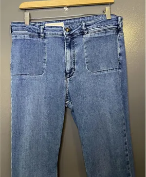 Pilcro Jeans Womens 32P Medium Wash Blue Flare Button Hem Stretch Denim thumbnail 1