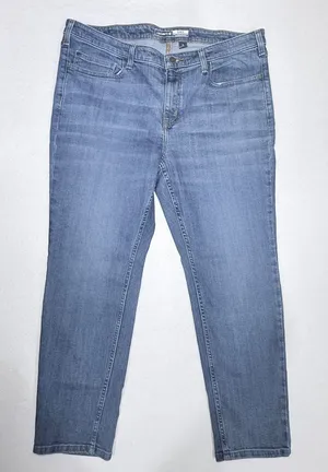Carhartt Womens Slim Fit Mid Rise Tapered Leg Jeans Medium Wash Size 18 Short thumbnail 1