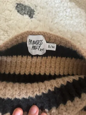 Sweater thumbnail 2