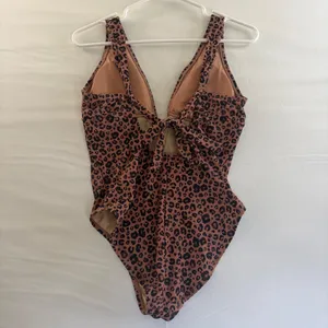 Shade & Shore Leopard‎ Print One Piece Swimsuit V-Neck Keyhole Brown Small 4-6 thumbnail 9
