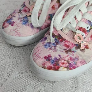 The Bradford Exchange Lena Liu breast cancer shoes 6.5 thumbnail 2