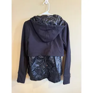 Athleta Black Quilted Puffer Mix Hoodie Jacket XS Full‎ Zip Athleisure thumbnail 3