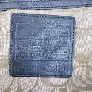 Coach Legacy Slim Duffle 9326 Black Leather Crossbody Shoulder Bag Vintage Y2K thumbnail 6