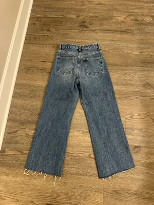ZARA Distressed Jeans thumbnail 2