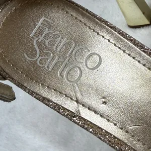Franco Sarto Rania2‎ Champagne Gold Glitter Square Toe Flare Heel Sandals 7M thumbnail 4