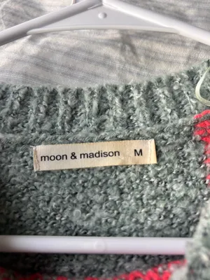 Colorful sweater thumbnail 2
