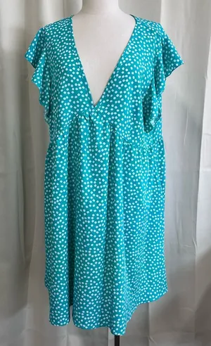 SHEIN Curvy Green Floral Flutter Sleeve Dress thumbnail 1