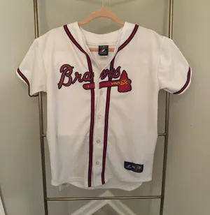 Braves Jersey  thumbnail 1