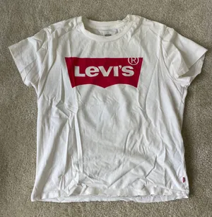 Levi’s White T-Shirt Logo Women’s thumbnail 1