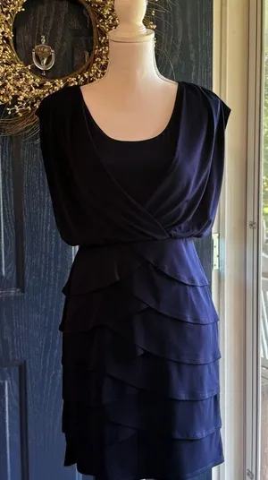 $125 LAUNDRY BY SHELLI SEGAL Navy Blue Tulip Tiered Sleeveless Cocktail Dress 4 thumbnail 1