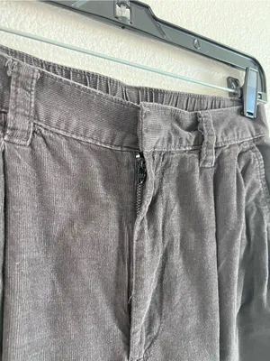 GAP Women's High Waisted Tapered Corduroy Pants Brown Noir Pleated Front‎ thumbnail 2