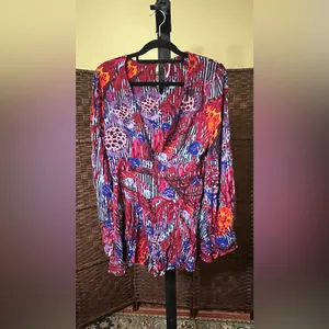 NEW Free People Audrey Long Sleeve V-Neck Romper – Red – Size 6 thumbnail 3