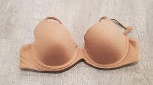 Victoria's secret Beige bra thumbnail 1