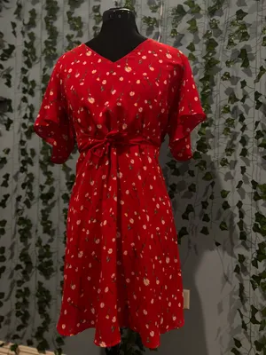 Red Dress Boutique Floral Dress thumbnail 2