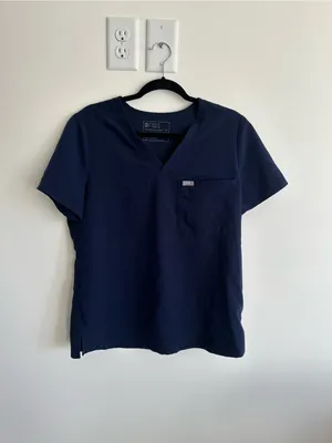 Figs Women’s Catarina Scrub Top in Navy thumbnail 6