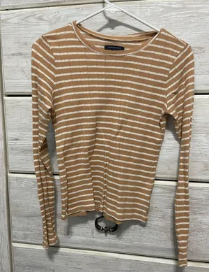 American Eagle Tan And White Long Sleeve thumbnail 1