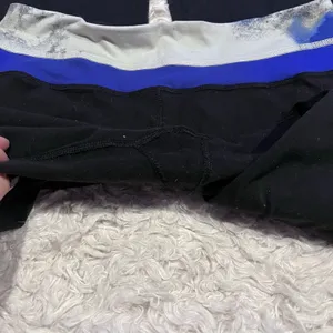 Lululemon Women’s Black Yoga Athletic Leggings Pants Size 6 Blue Waisted Flare thumbnail 11