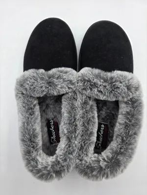 Skechers Womens Cozy Campfire Team Toasty plush gray faux Suede Fur Sz 8 black thumbnail 3